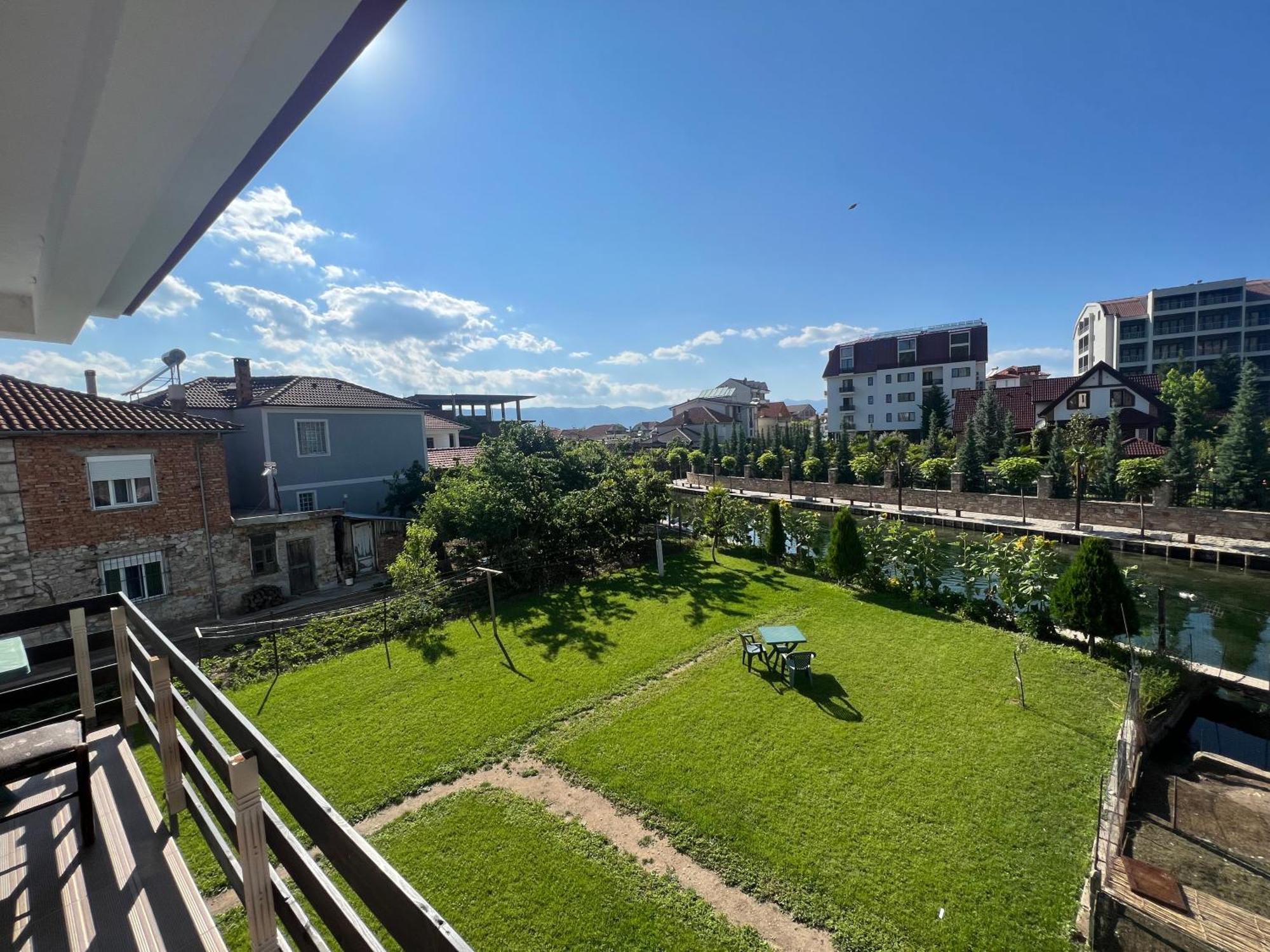 Vila Ndrio Tushemisht Exterior foto