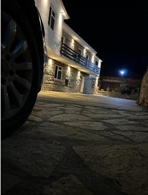 Vila Ndrio Tushemisht Exterior foto